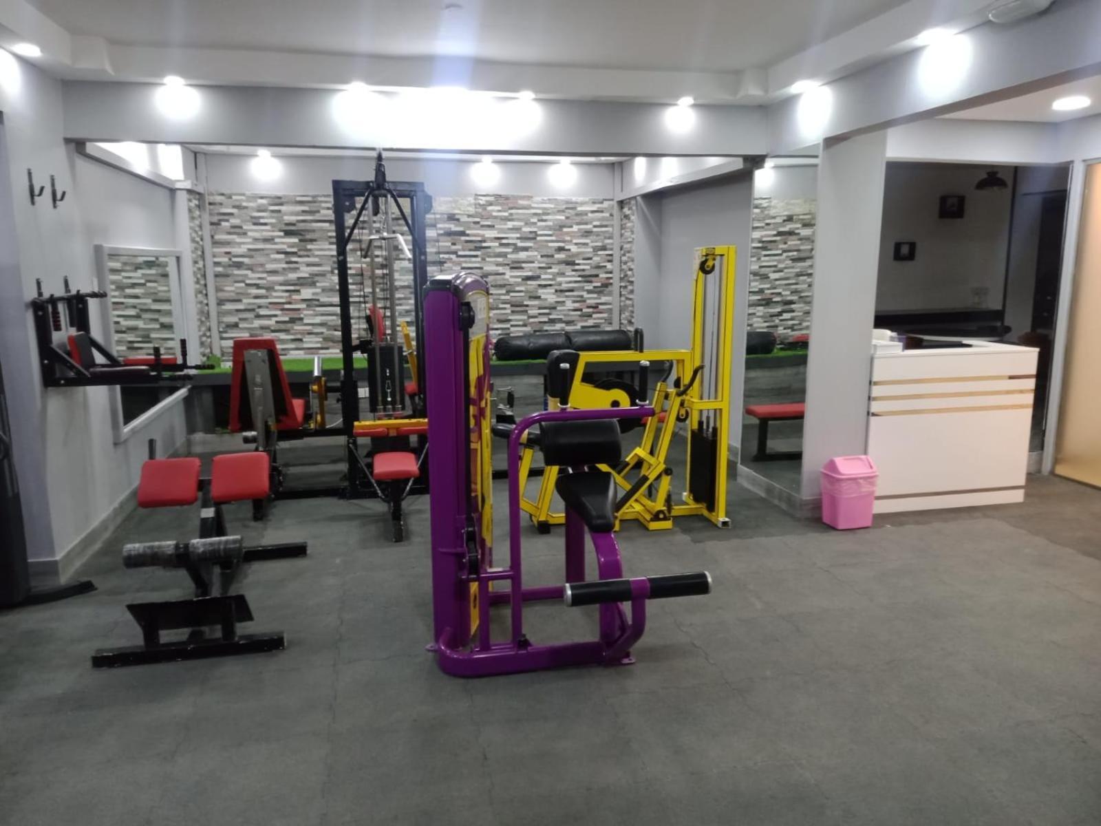 Al Hussam Hotel Apartments Rusayl Buitenkant foto