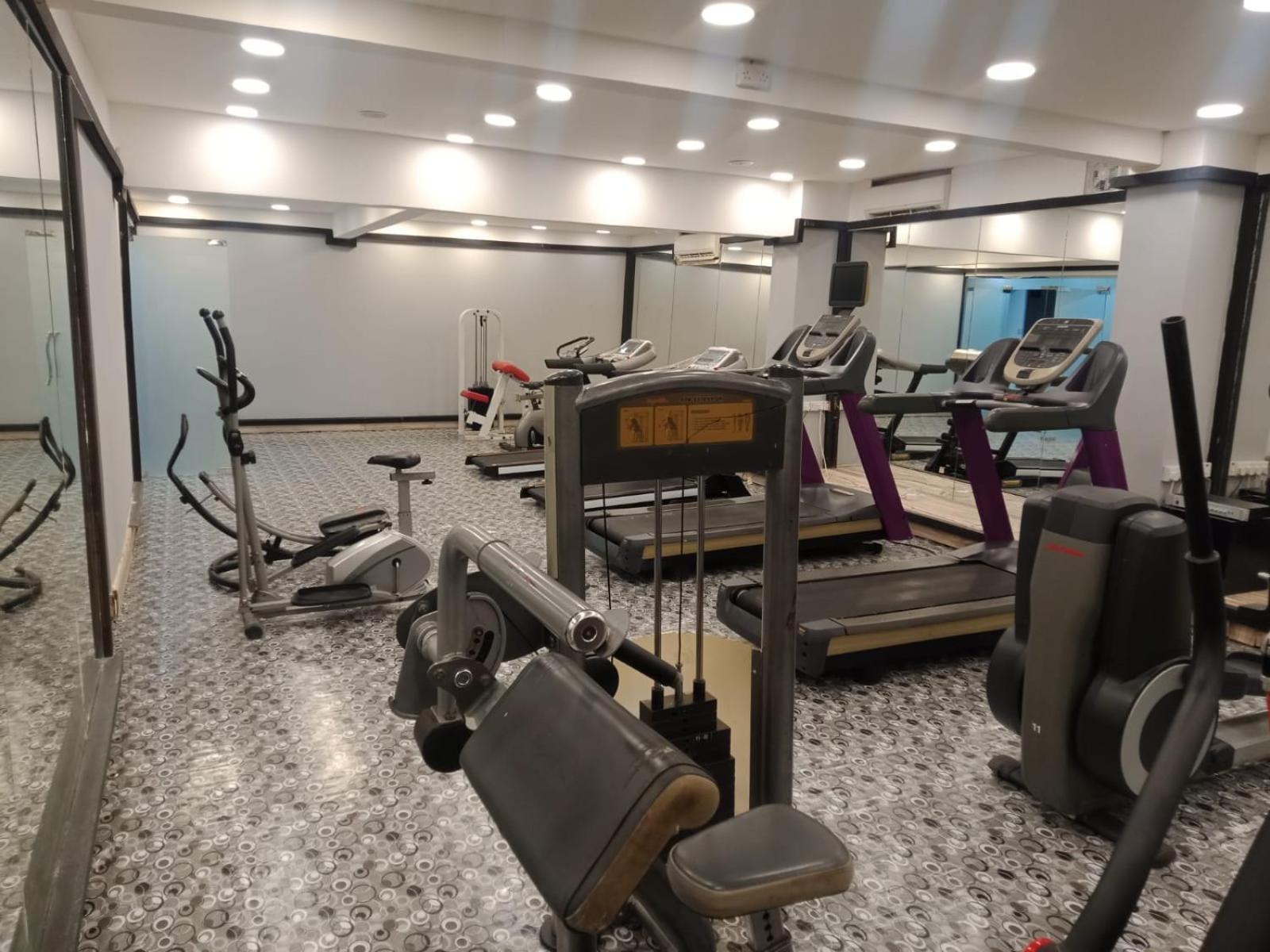 Al Hussam Hotel Apartments Rusayl Buitenkant foto