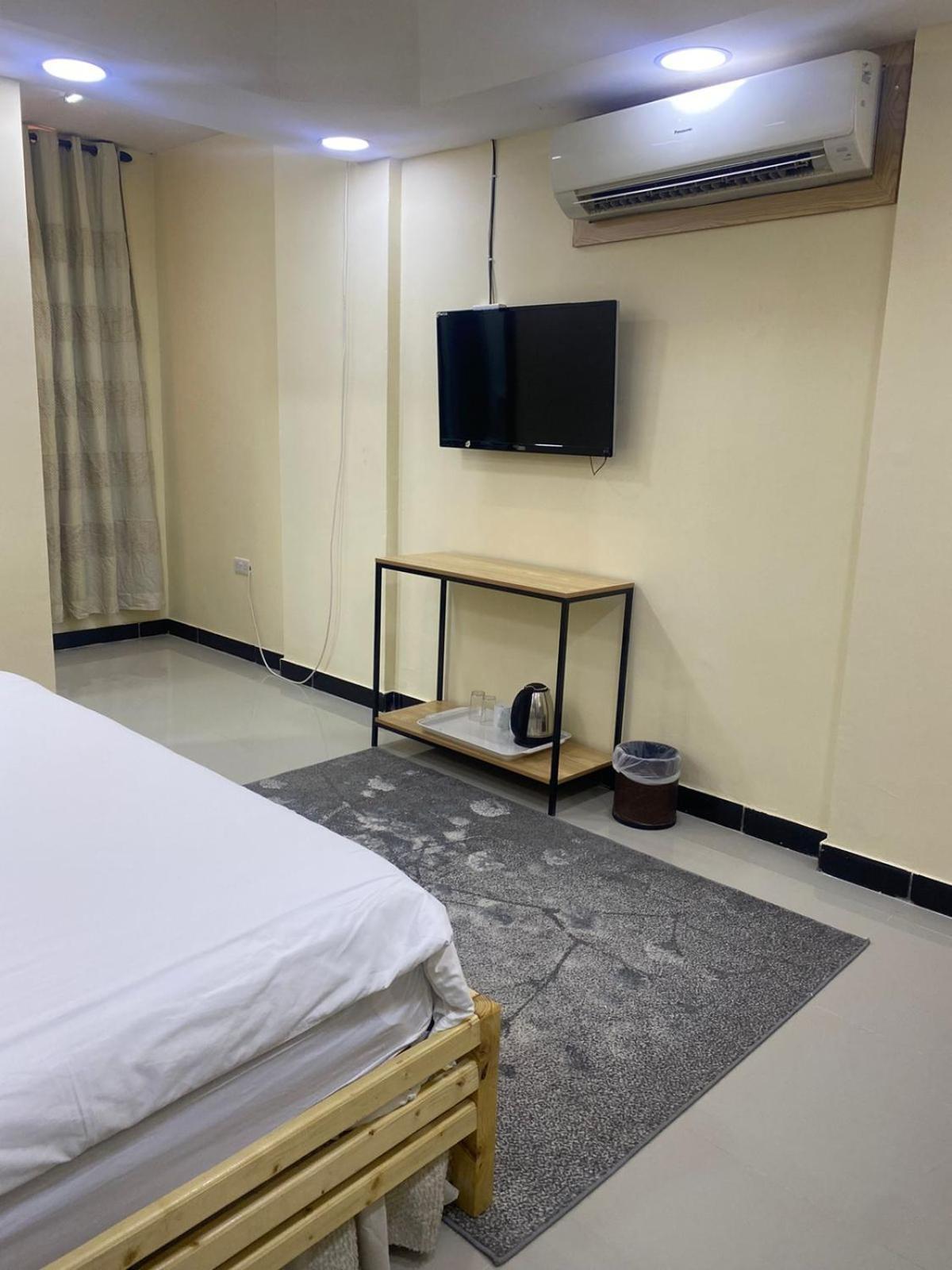 Al Hussam Hotel Apartments Rusayl Buitenkant foto