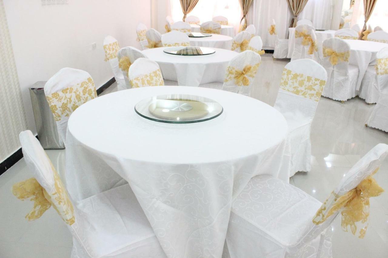 Al Hussam Hotel Apartments Rusayl Buitenkant foto